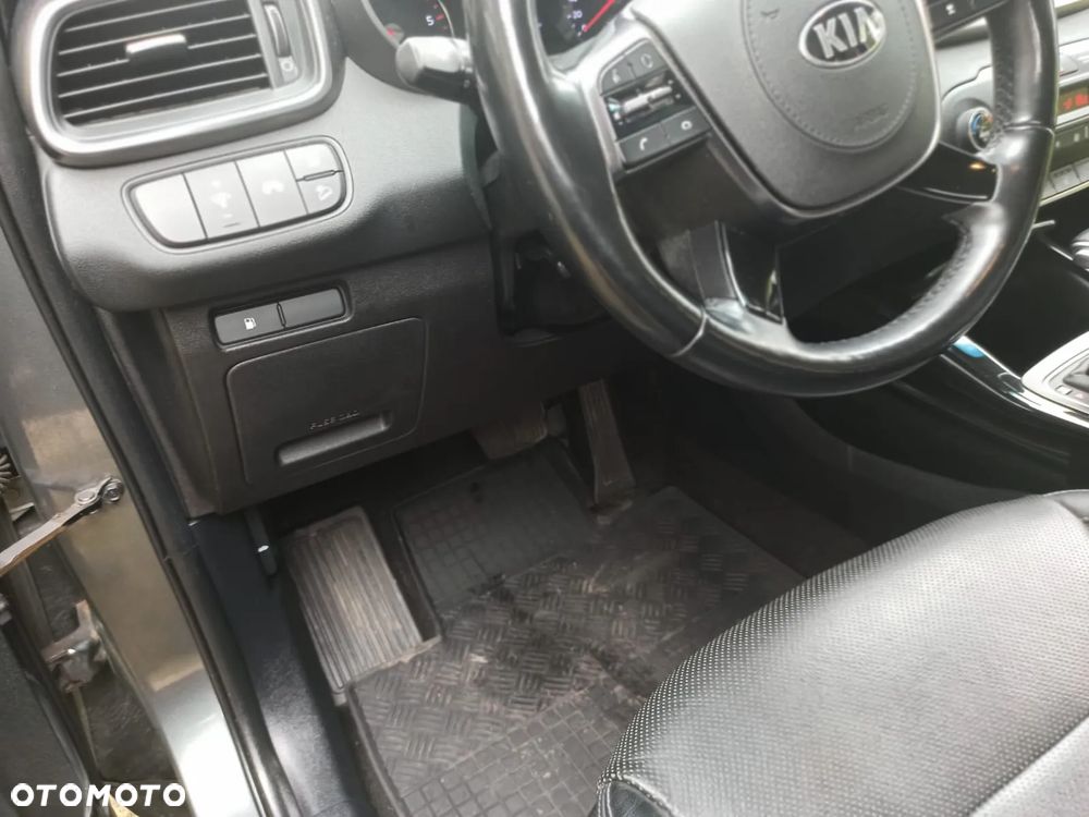 Kia Sorento - 35