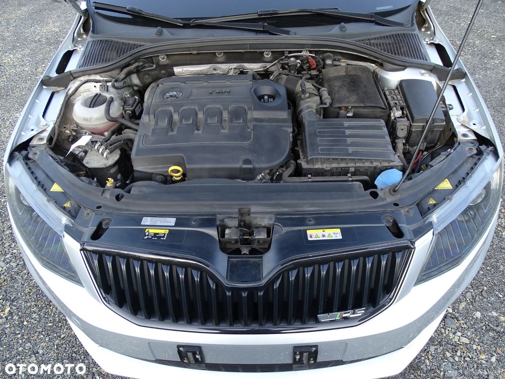 Skoda Octavia 2.0 TDI RS - 40