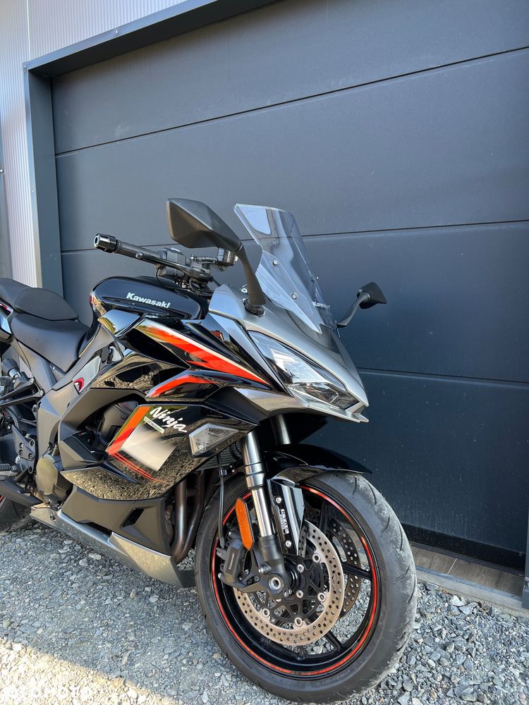 Kawasaki Ninja 1000 SX - 4