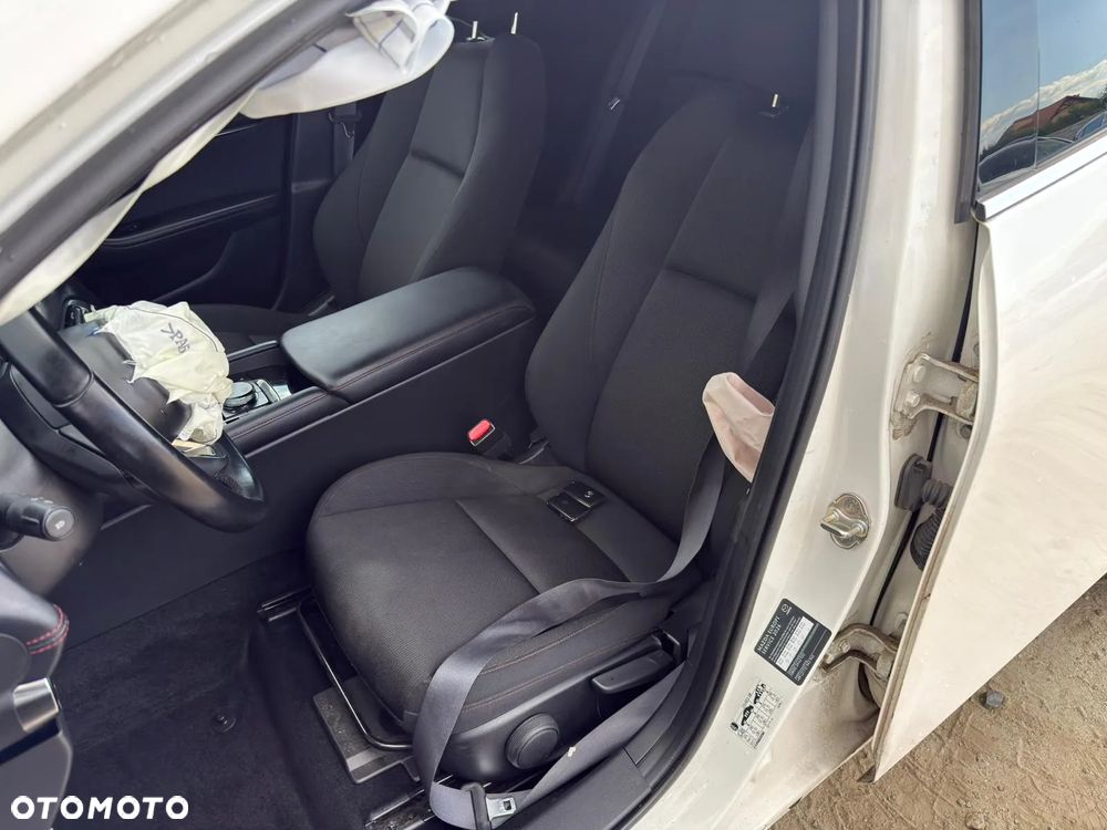 Mazda 3 2.0 mHEV Enso - 13