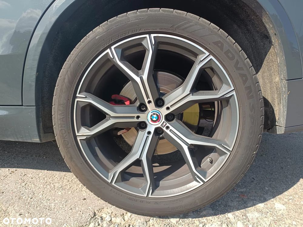 BMW X5 xDrive40i mHEV - 9