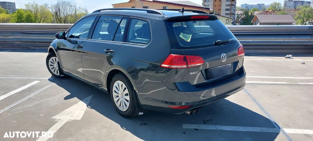 Volkswagen Golf - 4