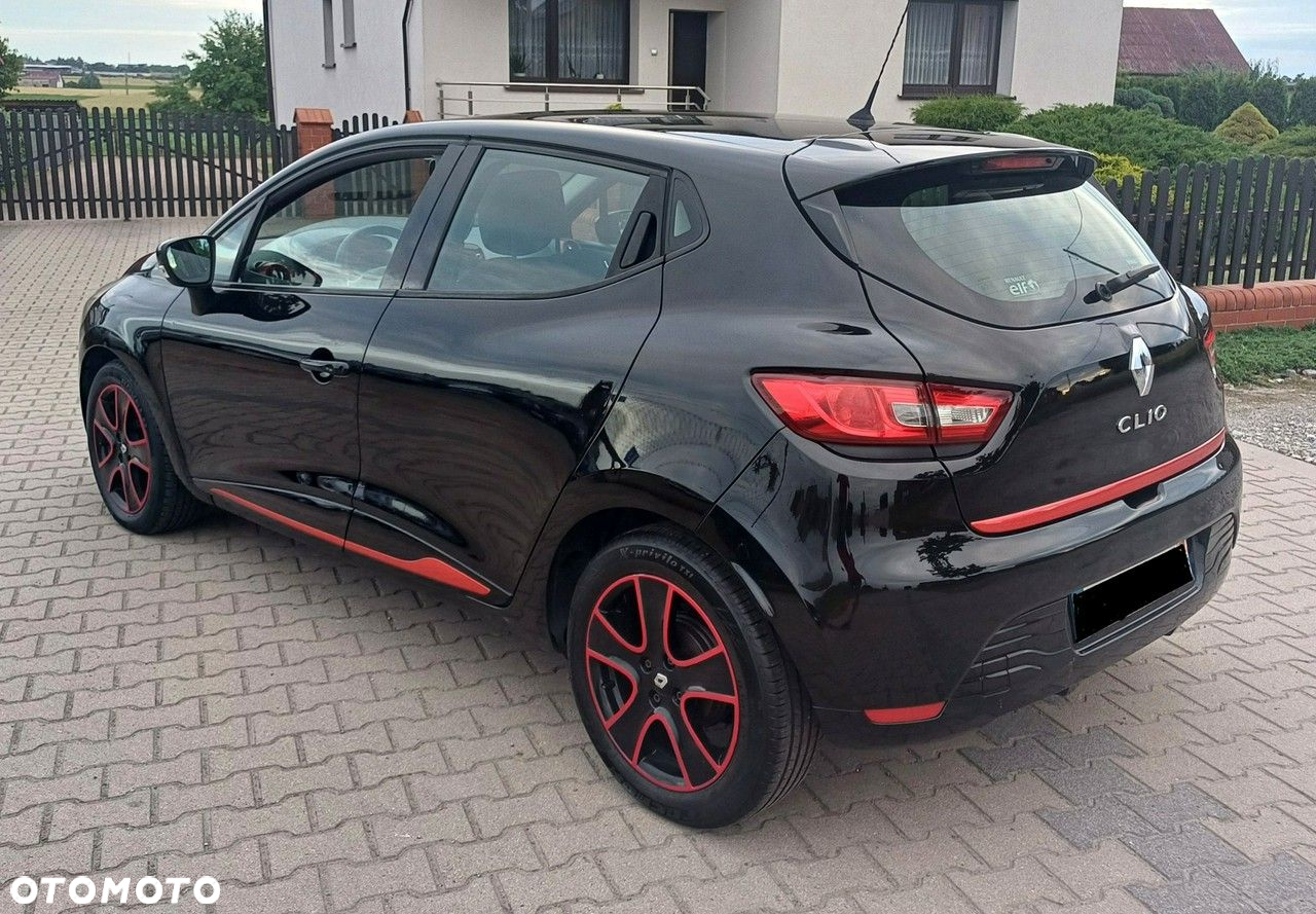Renault Clio - 2