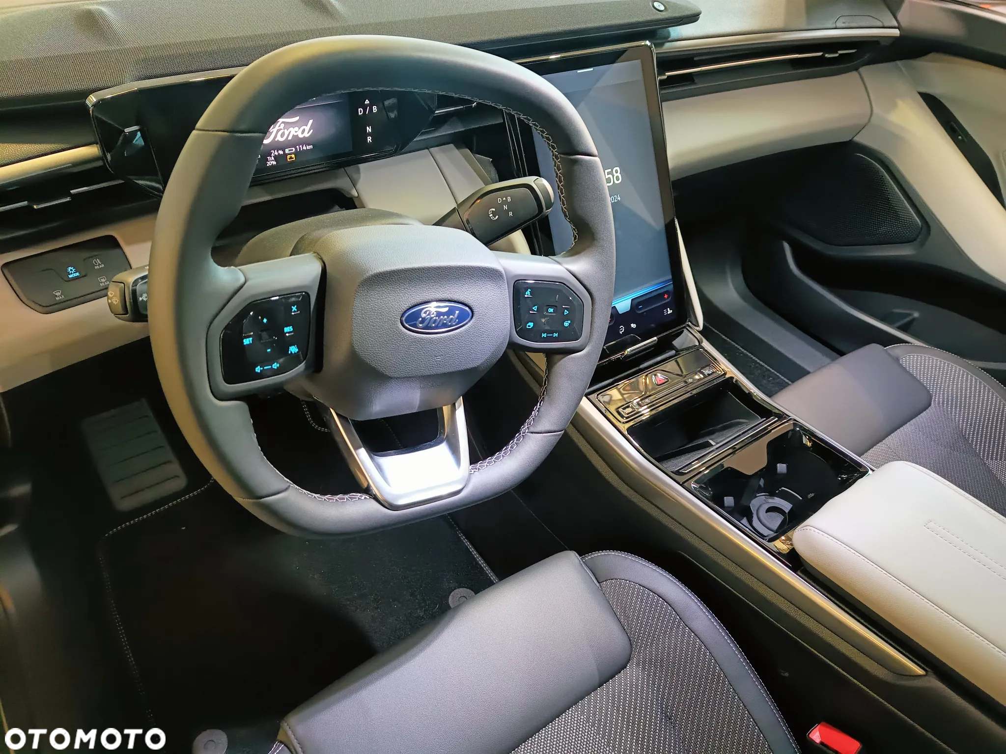 Ford Explorer 77kWh RWD - 8