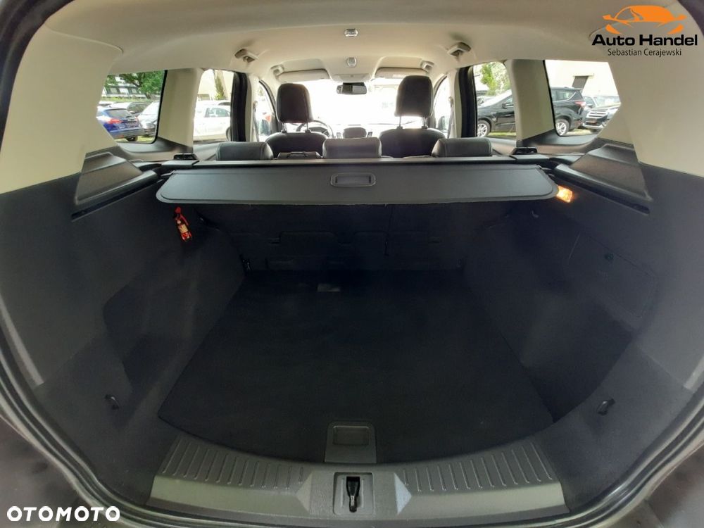 Ford Kuga 1.5 EcoBoost 2x4 Titanium - 15