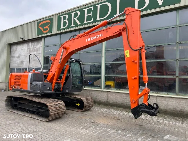 Hitachi ZX130-3 - 6