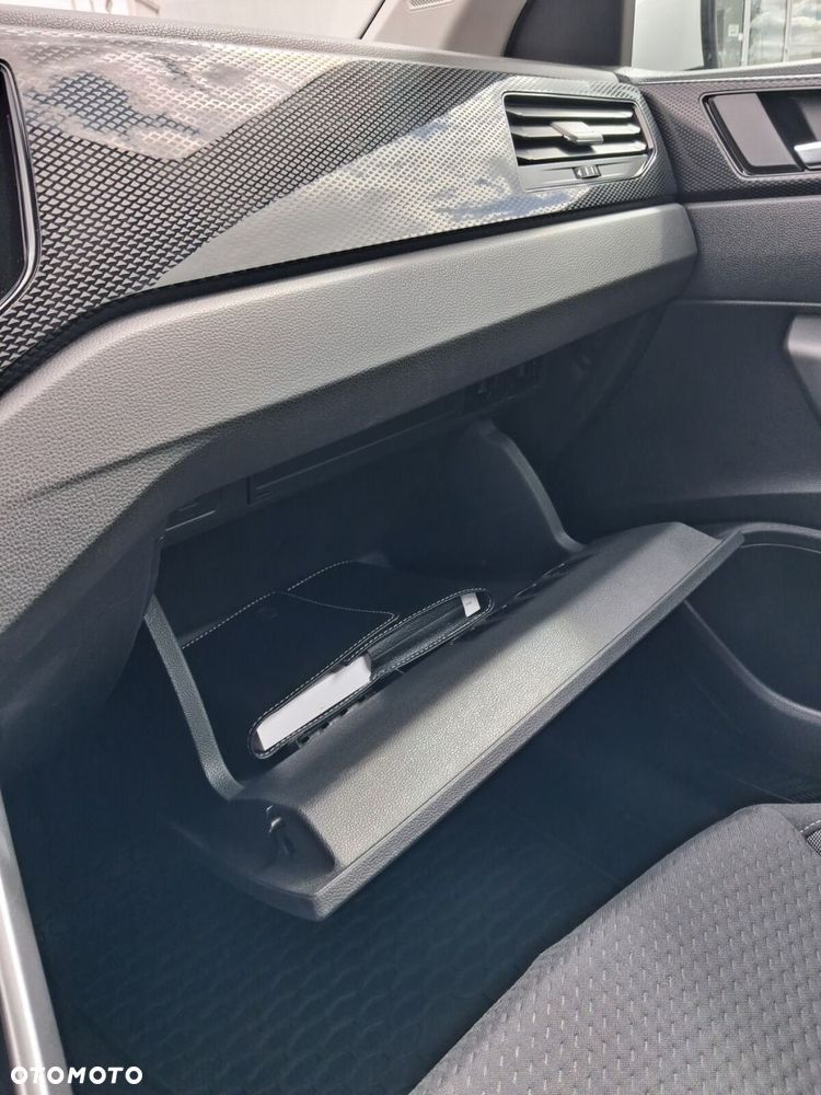 Volkswagen Polo 1.0 TSI Life - 24