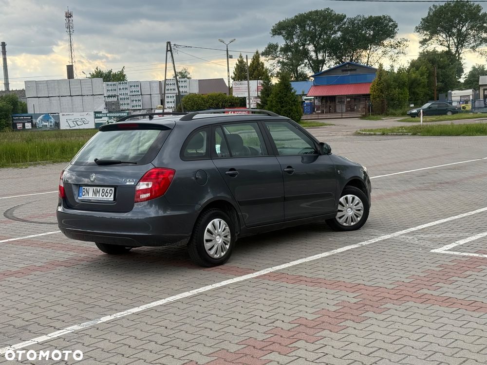 Skoda Fabia - 8