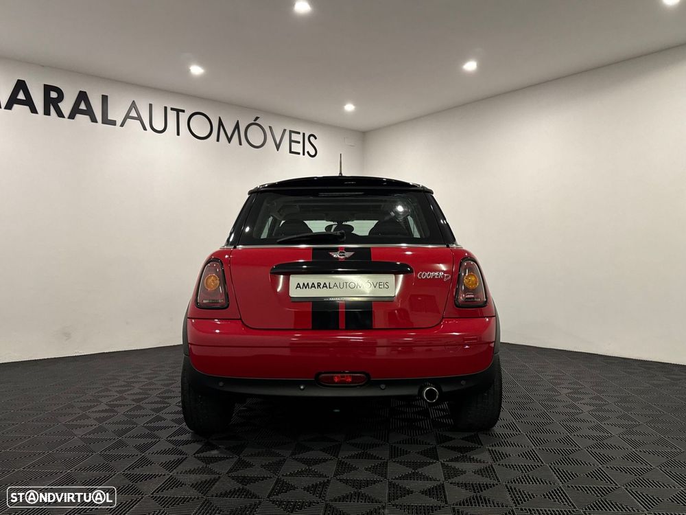 MINI 3 Portas Cooper D - 5