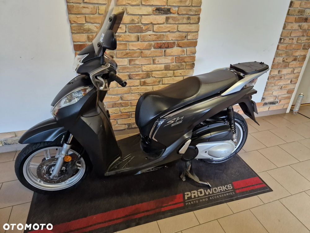 Honda SH - 3