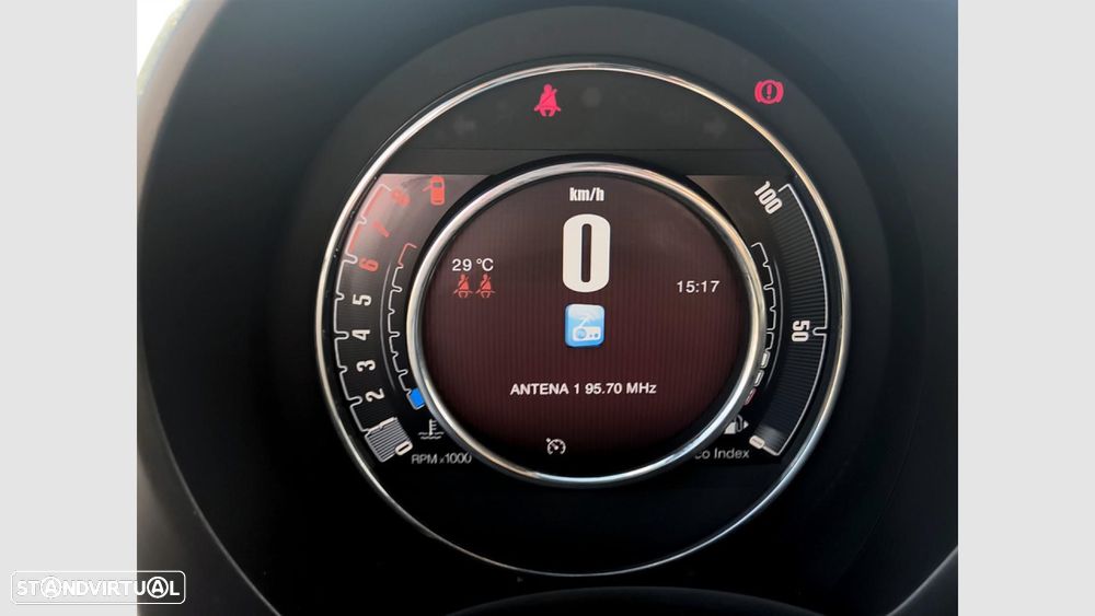 Fiat 500C 1.0 Hybrid Lounge - 15