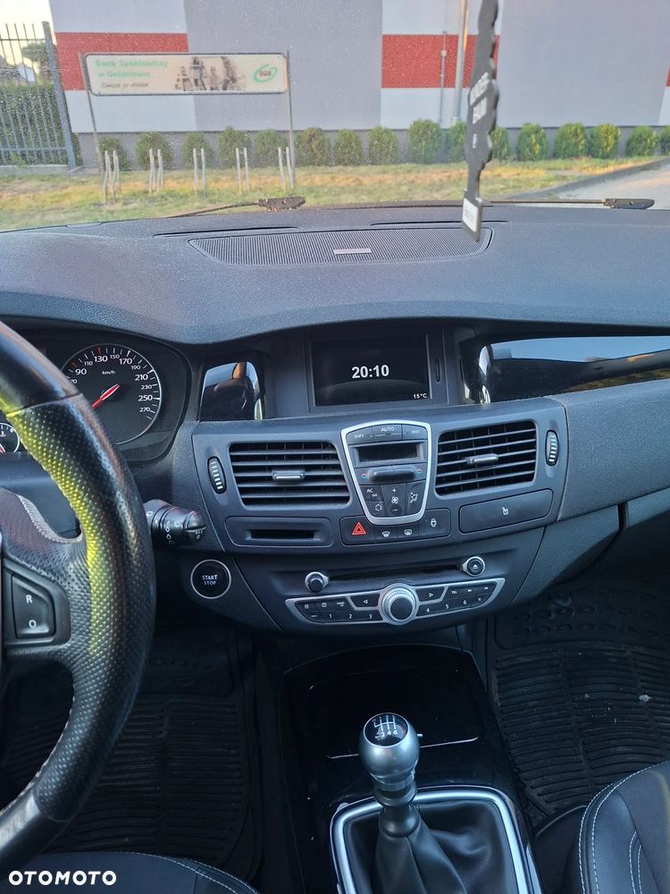 Renault Laguna 2.0 dCi Bose Edition - 8