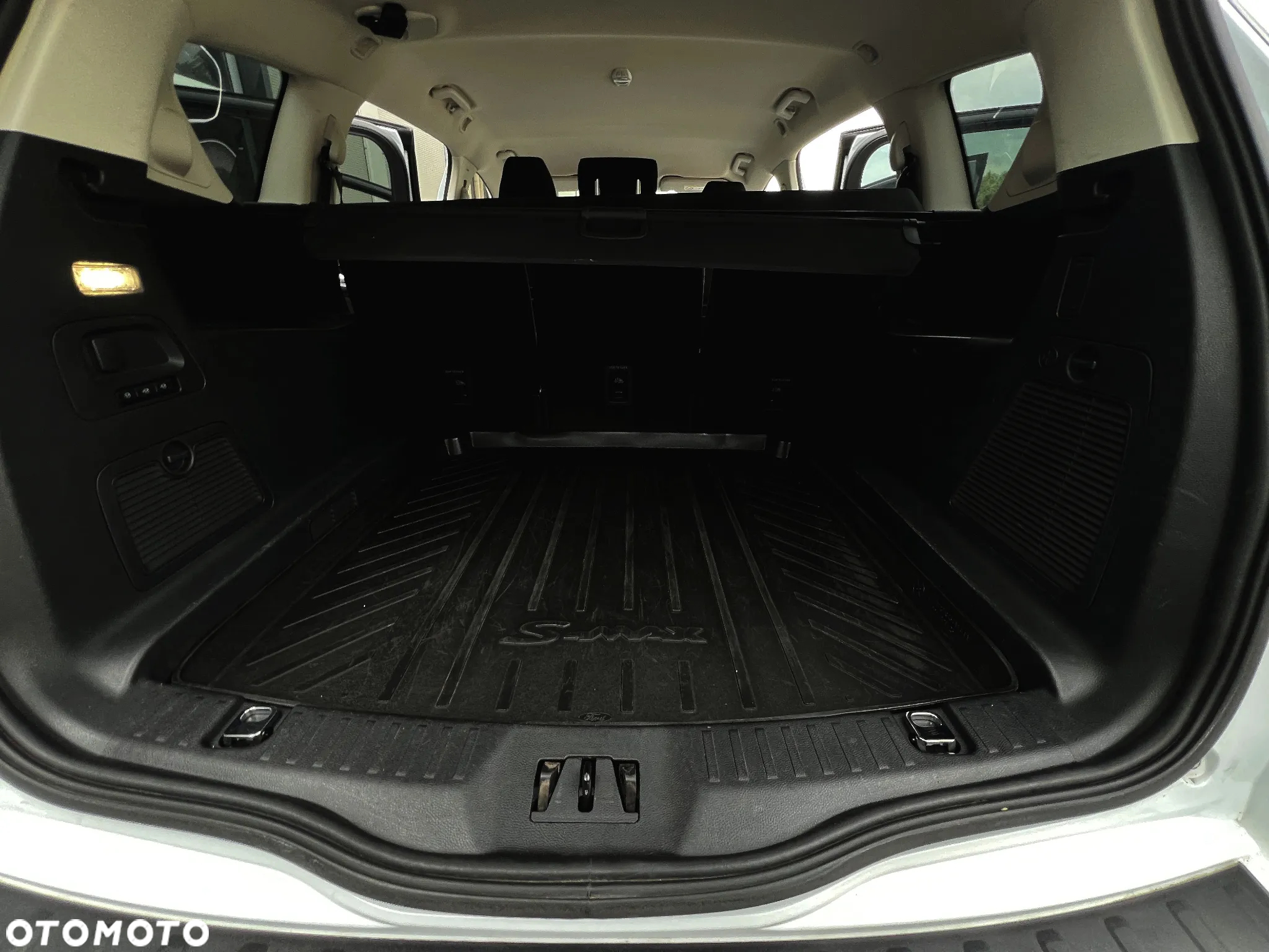 Ford S-Max 2.0 EcoBlue Titanium - 21