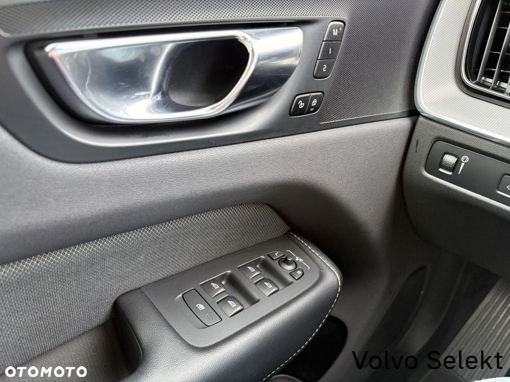Volvo XC 60 - 20