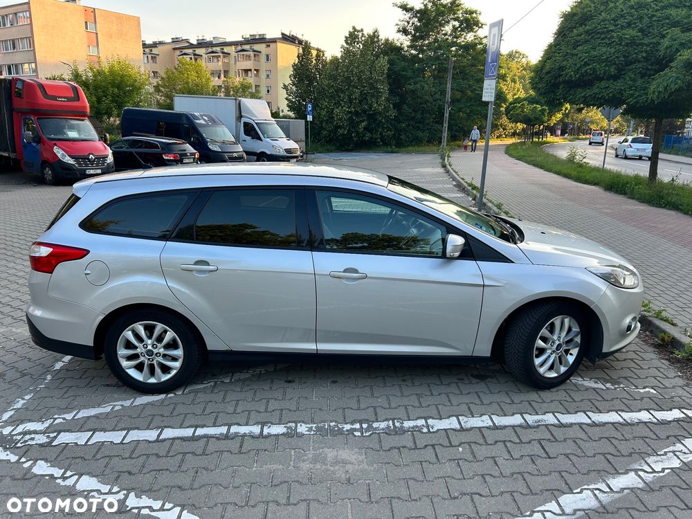 Ford Focus 1.6 Trend - 4