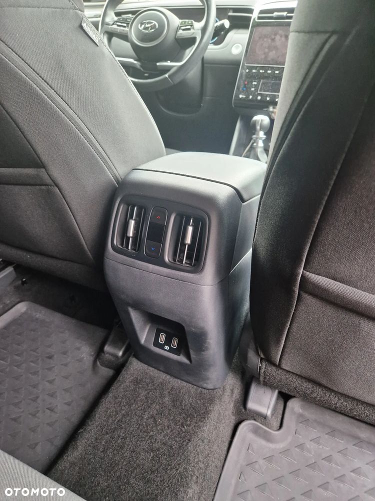 Hyundai Tucson 1.6 T-GDi Executive 2WD - 11