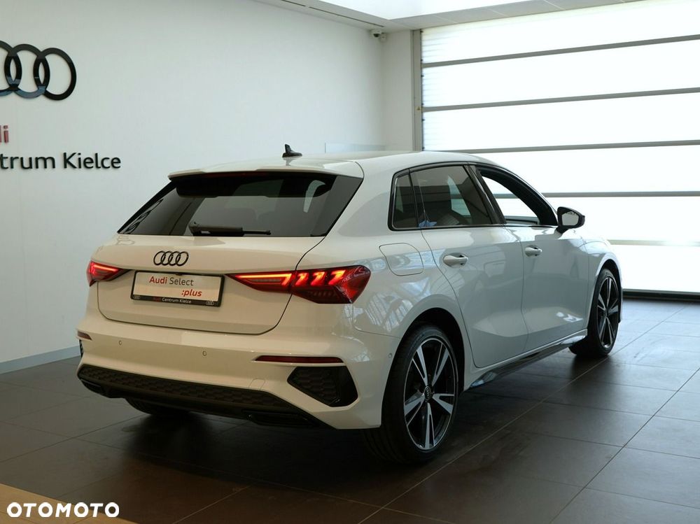 Audi A3 Sportback - 5