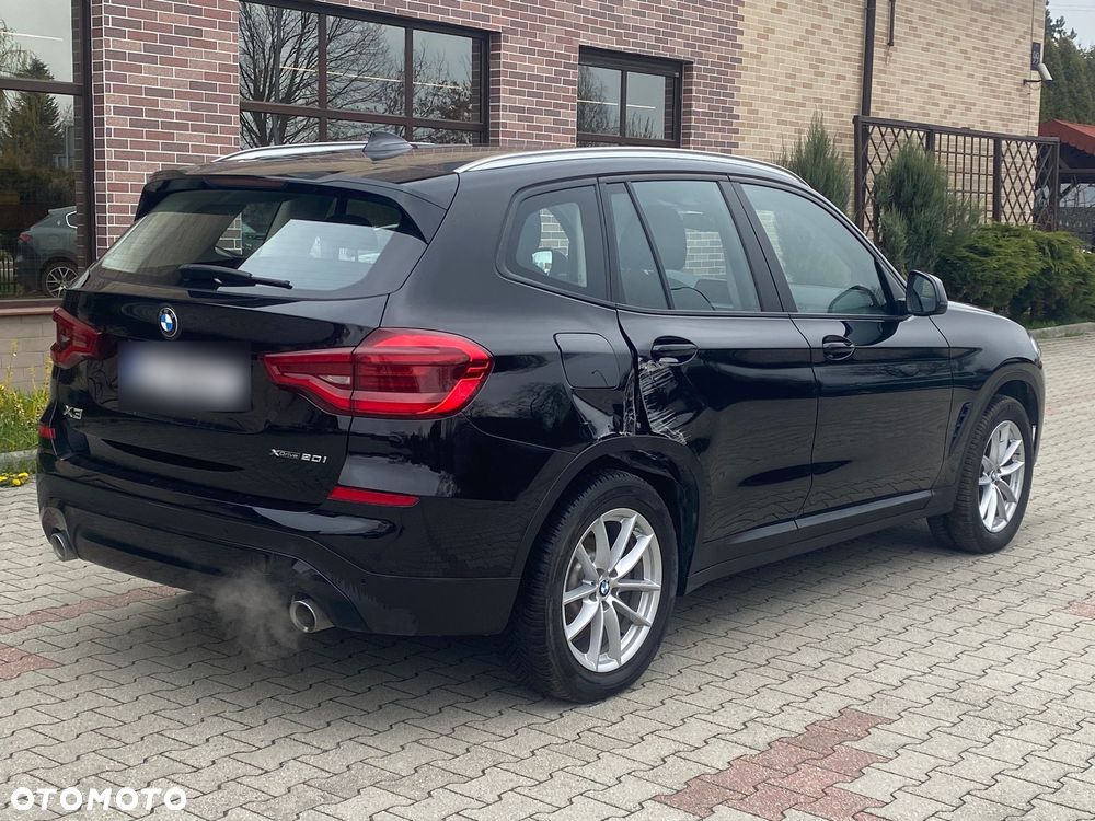 BMW X3 xDrive20i Advantage - 8