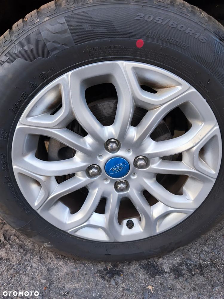 Ford EcoSport - 26
