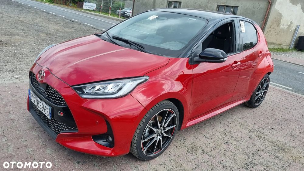 Toyota Yaris 130 1.5 VVT-i GR SPORT - 1