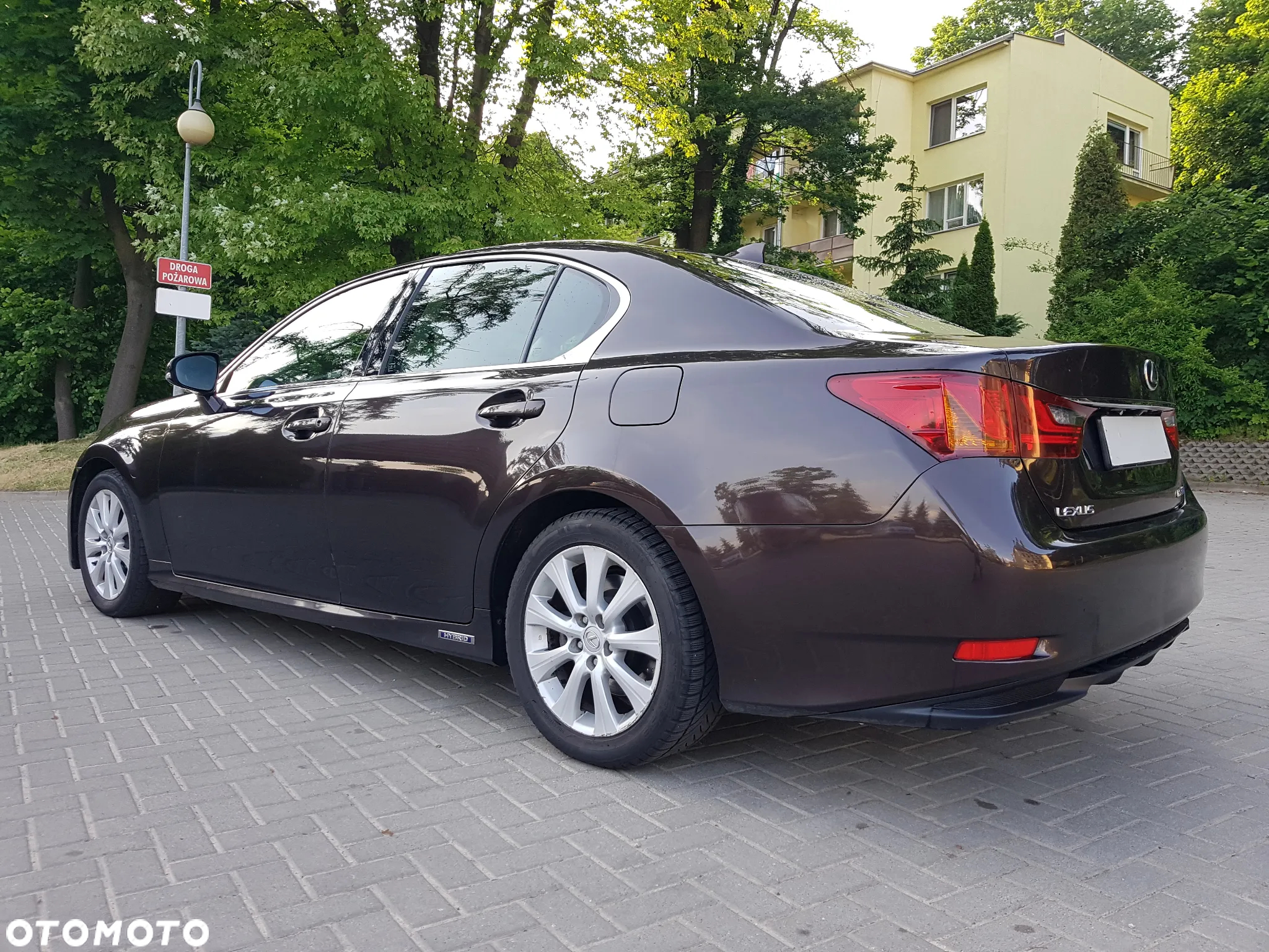 Lexus GS - 16