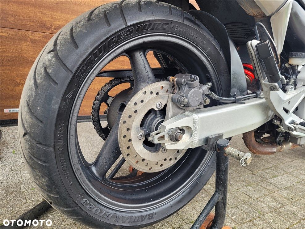 Honda Hornet - 17