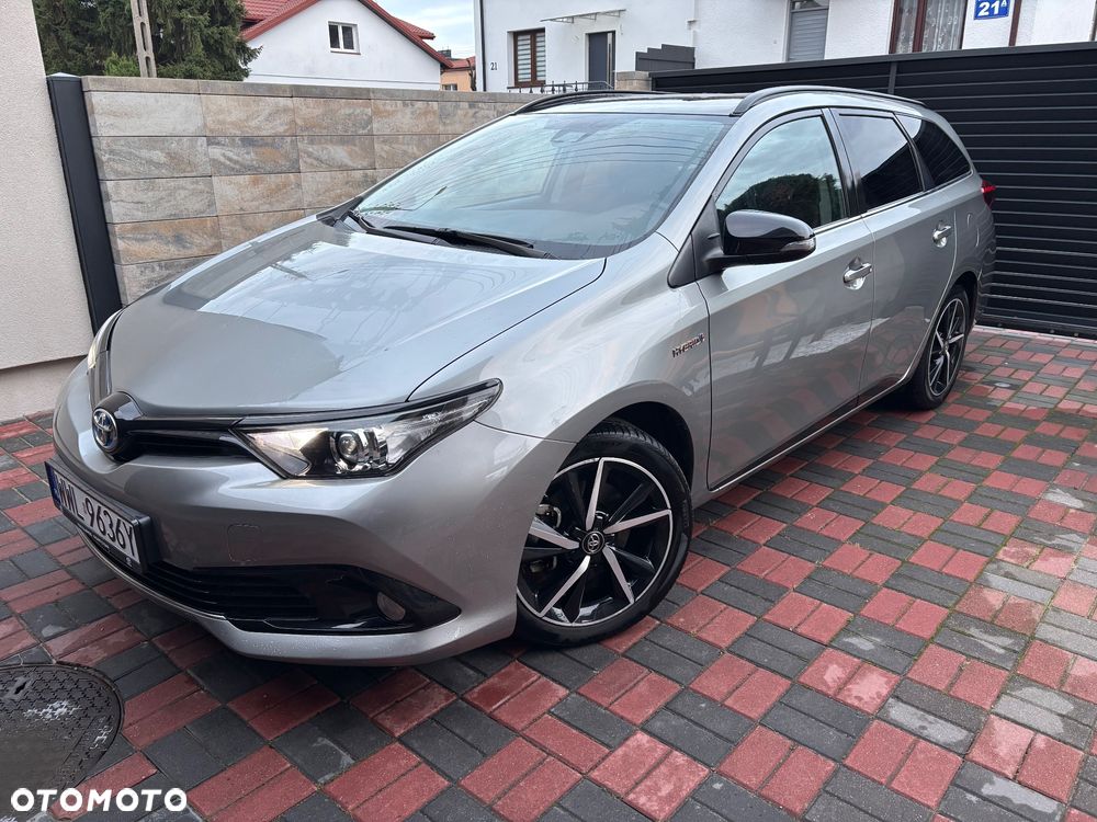 Toyota Auris Hybrid 135 Selection - 3