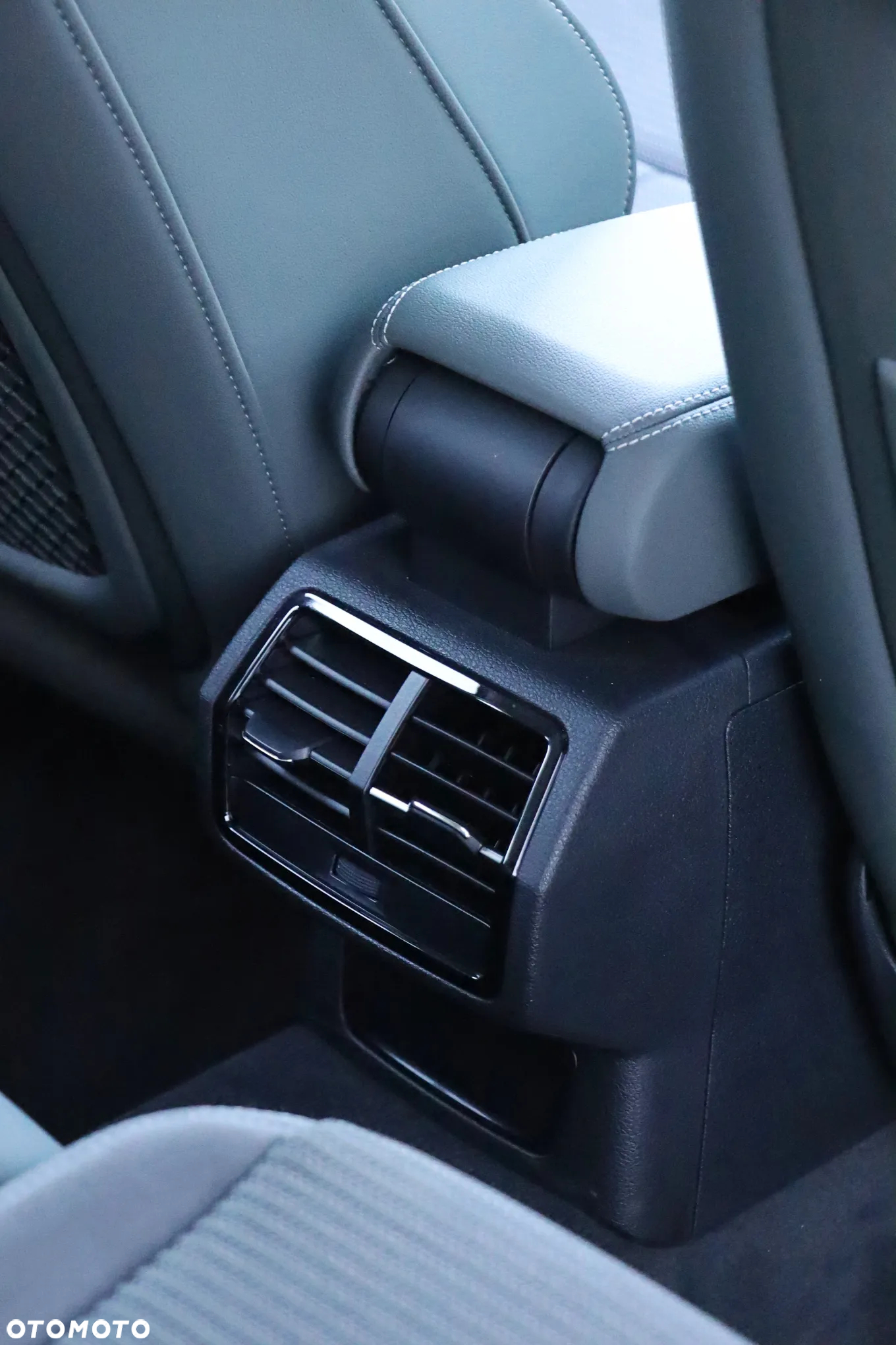 Audi Q3 35 TFSI S tronic - 14