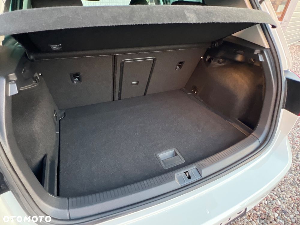 Volkswagen Golf VII 1.4 TSI BMT Comfortline DSG - 28