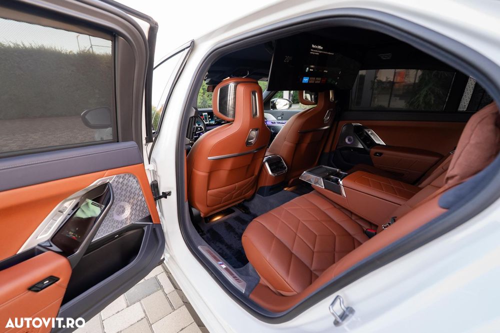 BMW M7 M760e xDrive AT PHEV - 14