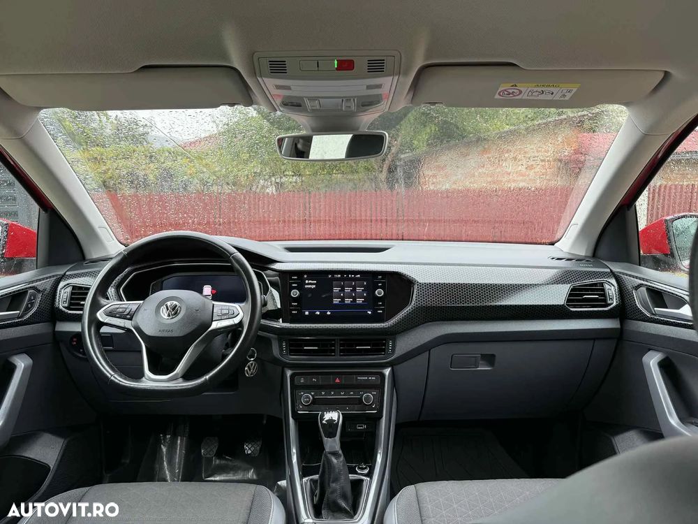 Volkswagen T-Cross - 9