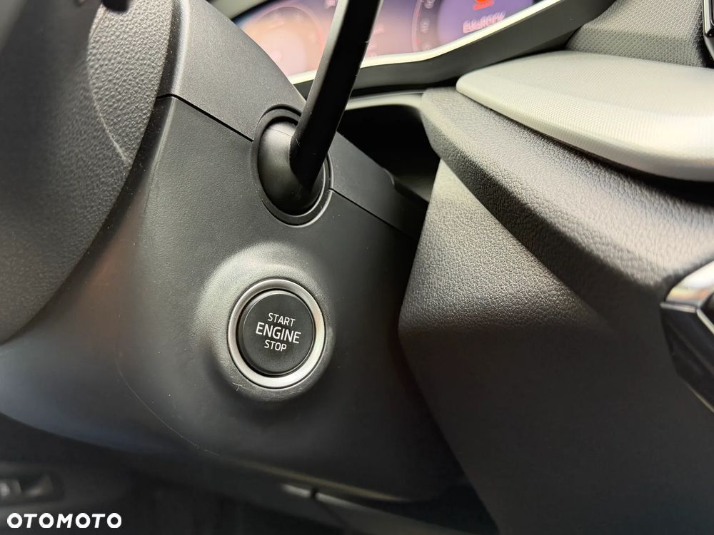 Skoda Octavia 1.5 TSI mHEV Selection DSG - 22