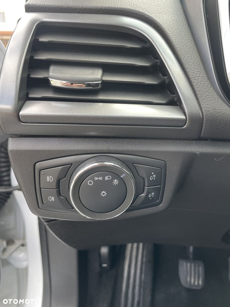 Ford Mondeo 2.0 TDCi Titanium - 28