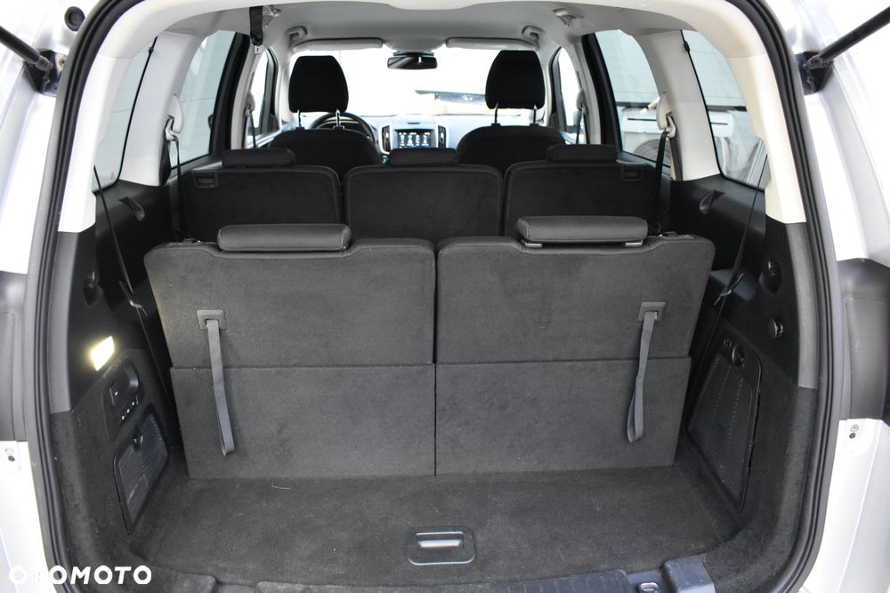 Ford Galaxy - 19