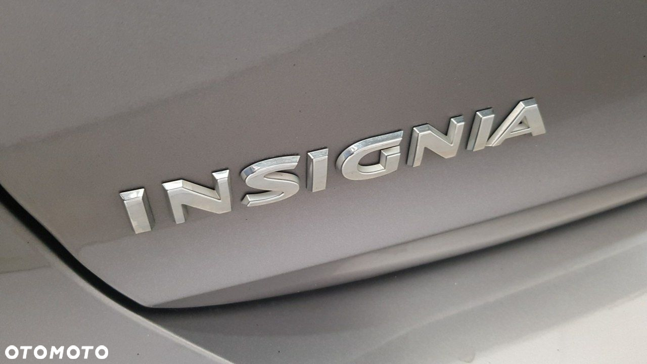 Opel Insignia - 17