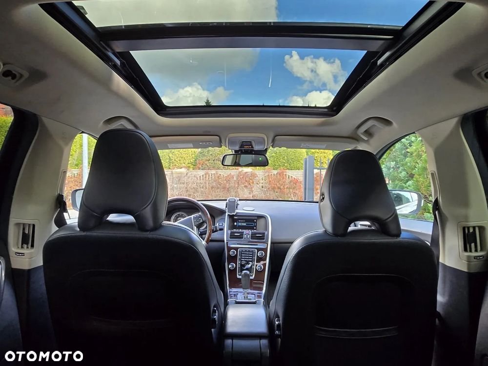 Volvo XC 60 3.2 AWD Summum - 8
