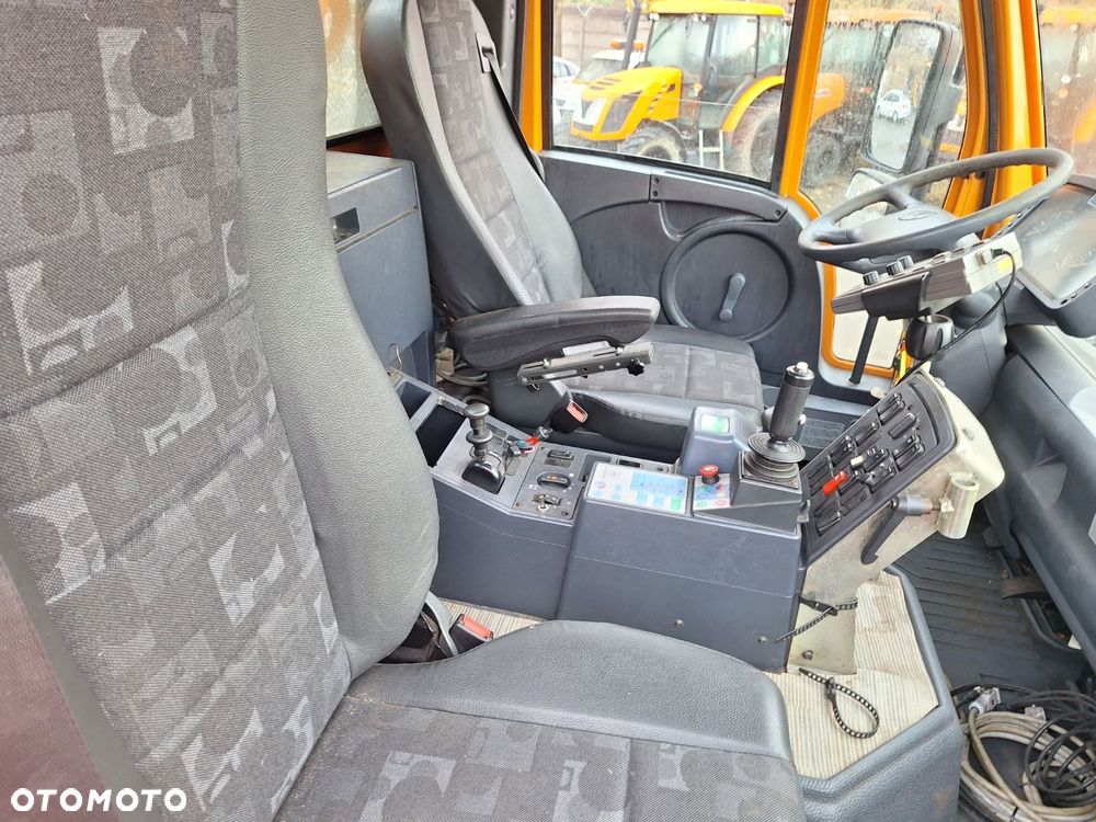 Versalift Unimog U400 4X4+ Stratos B30 24 Valn + Shmidt Kl V32 - 33