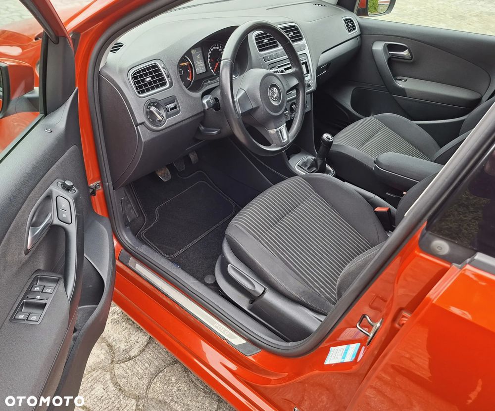 Volkswagen Polo 1.4 16V Highline - 5