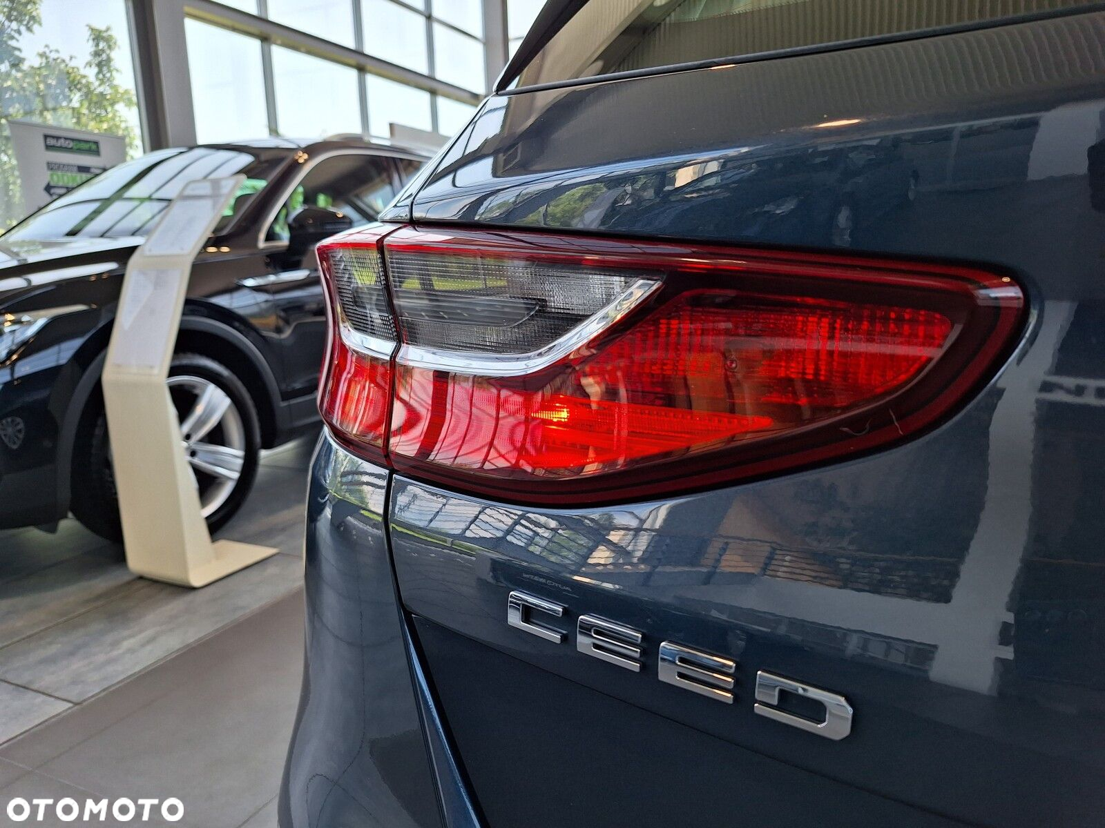 Kia Ceed 1.0 T-GDI S - 12
