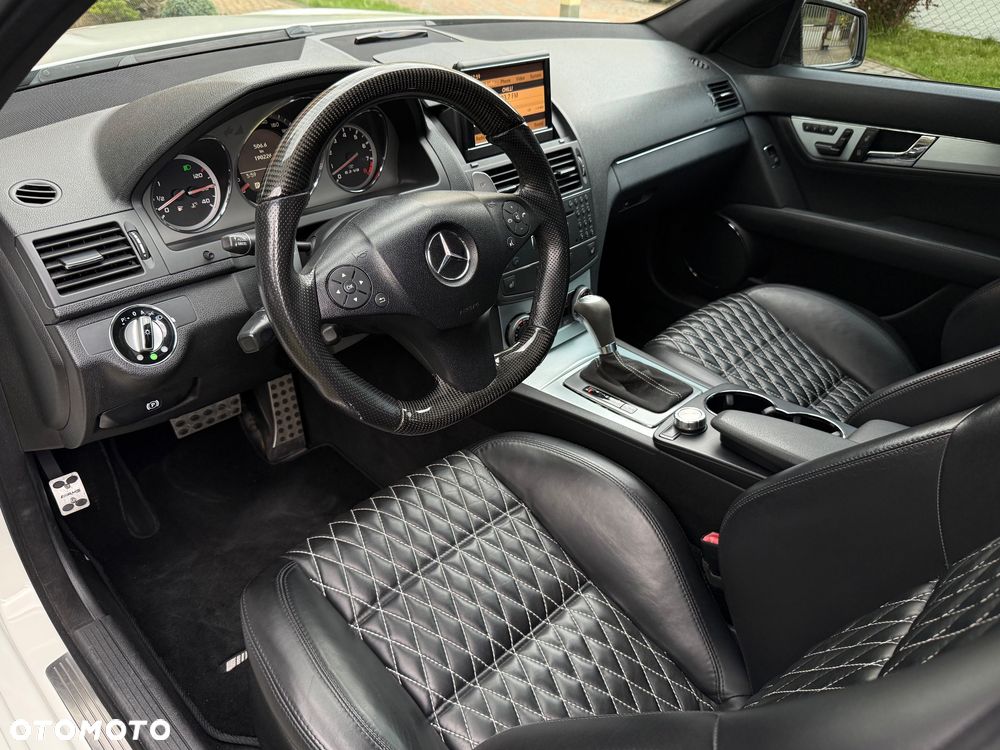 Mercedes-Benz Klasa C 63 AMG 7G-TRONIC - 12