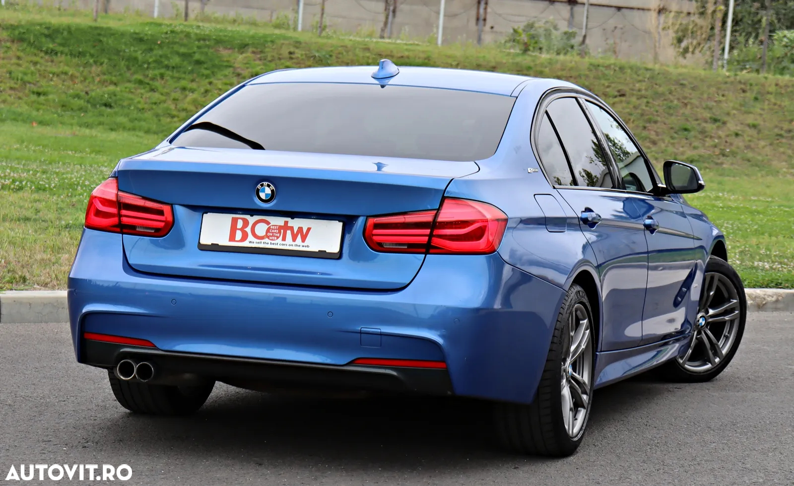 BMW Seria 3 330e iPerformance M Sport - 12