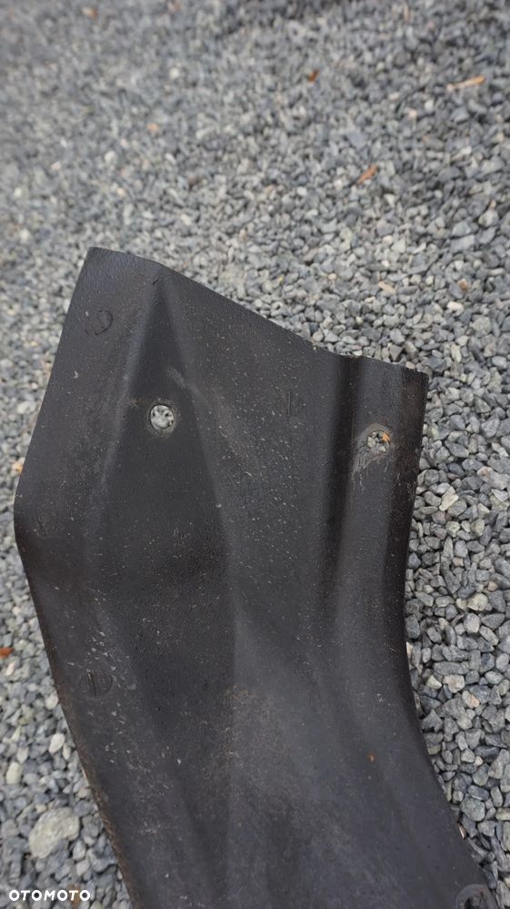 Mitsubishi Pajero IV 5D Long 3.2 DID oslona rury wlewu paliwa XR342827 - 4