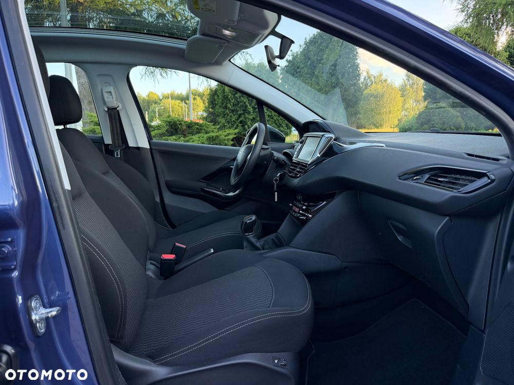 Peugeot 208 PureTech 82 Urban Move - 35