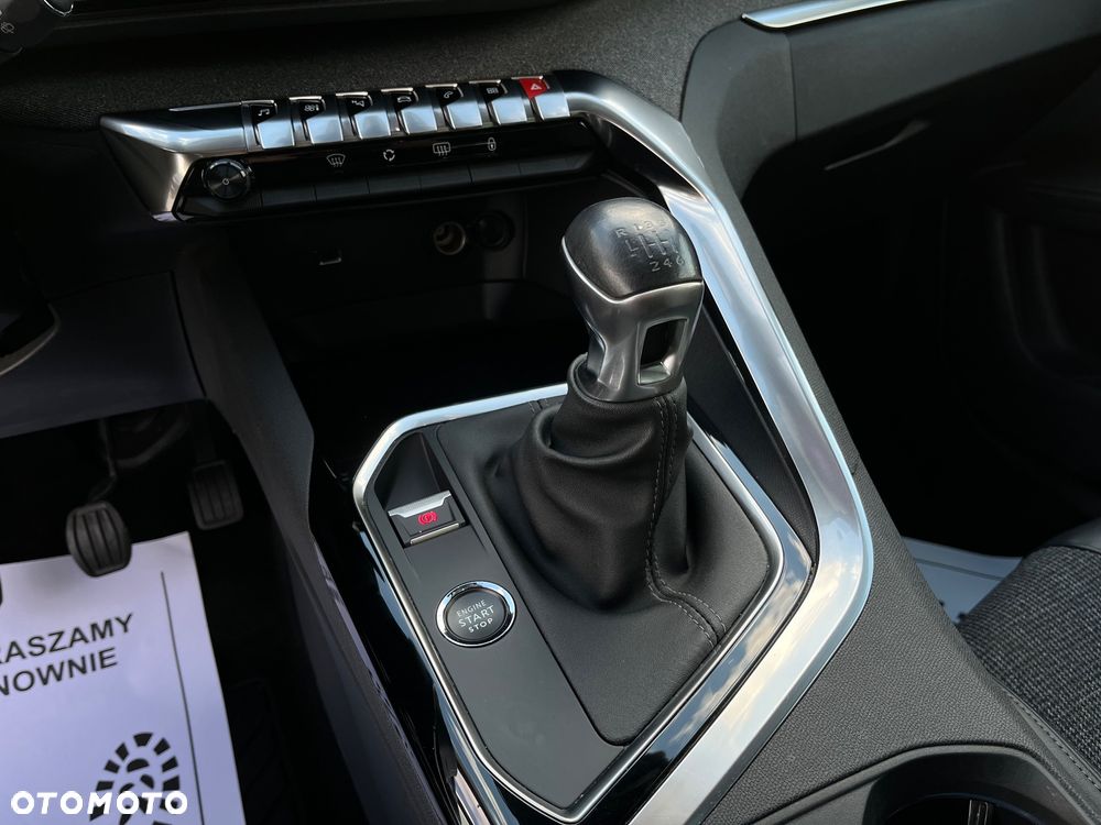 Peugeot 5008 1.2 PureTech Allure S&S - 12