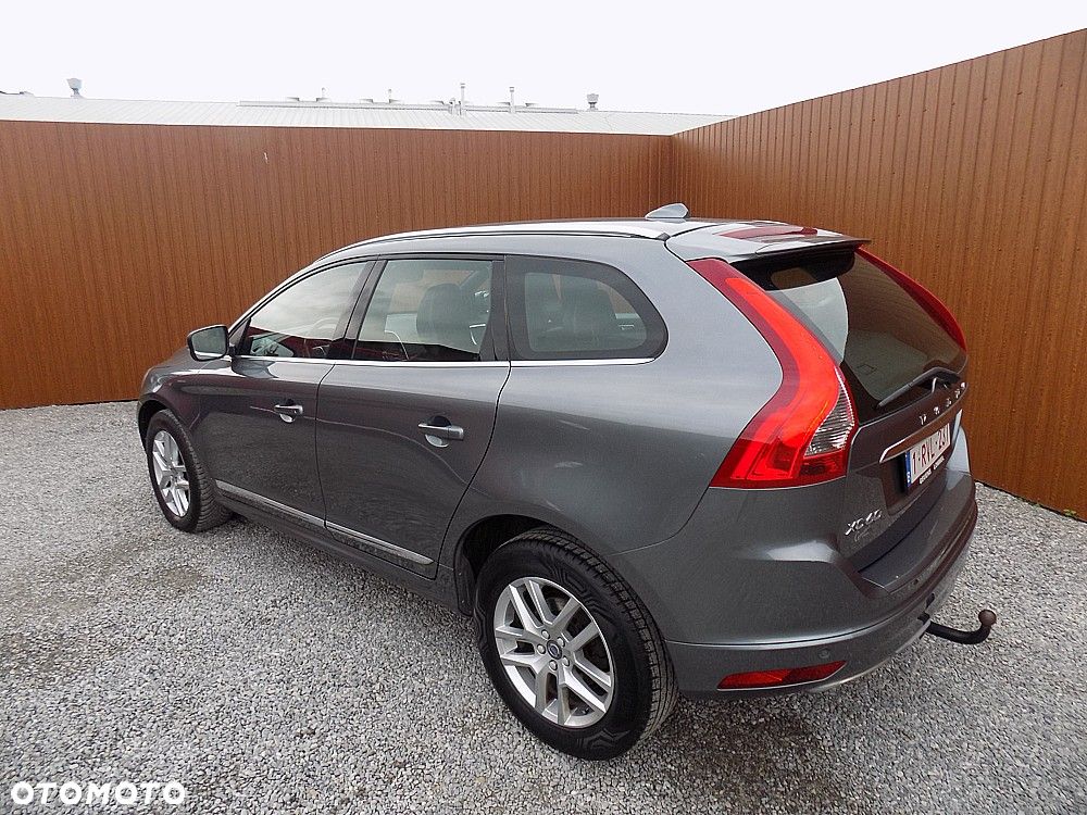 Volvo XC 60 D4 Geartronic Summum - 3