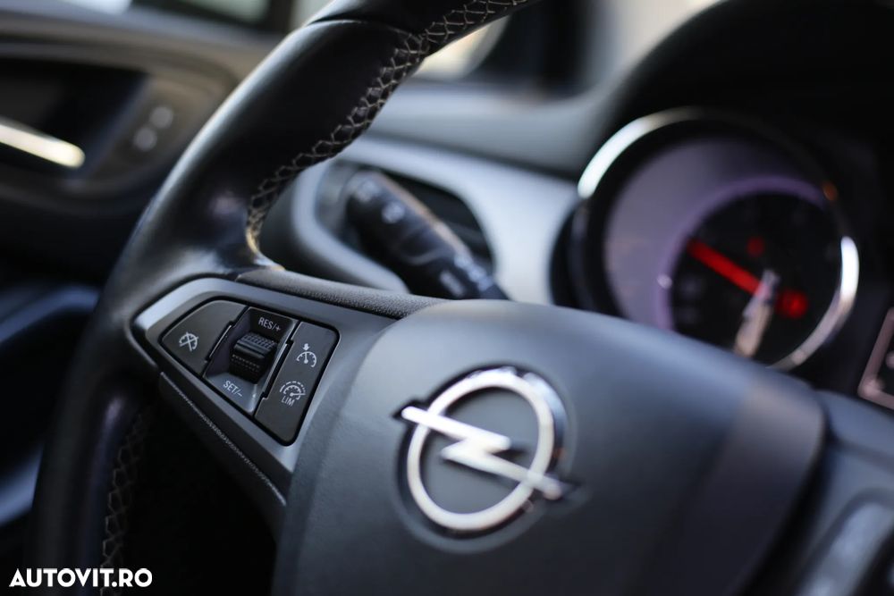 Opel Astra 1.6 D (CDTI) Start/Stop Innovation - 15