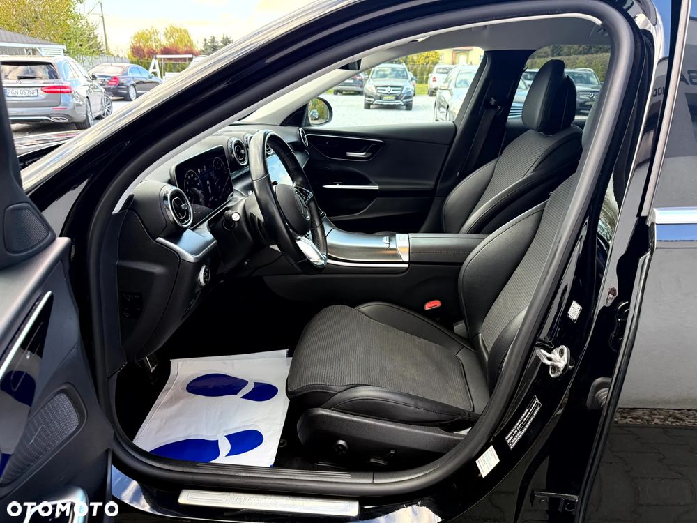 Mercedes-Benz Klasa C 220 d 9G-TRONIC Avantgarde - 23