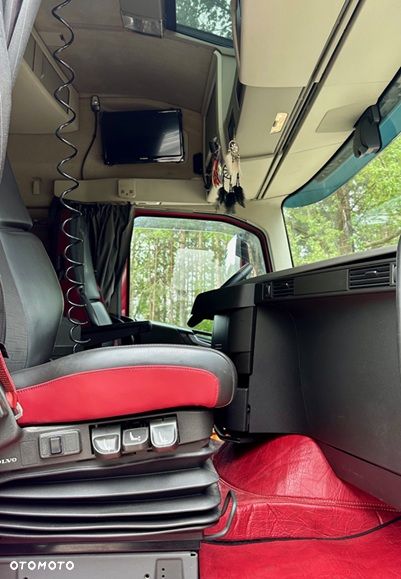 Volvo FH4 500 GLOB XL I-SHIFT IPARCOOL SPOJLERY KLIMA WEBASTO 2xALUTANK LODÓWKA NAVI SKÓRA LOW DECK MEGA EURO 6 2017 ŁADNY - 12