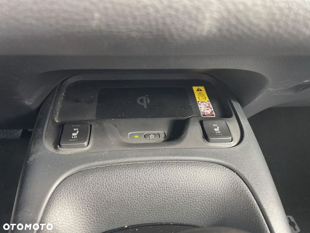 Toyota Corolla 1.8 Hybrid Comfort - 20