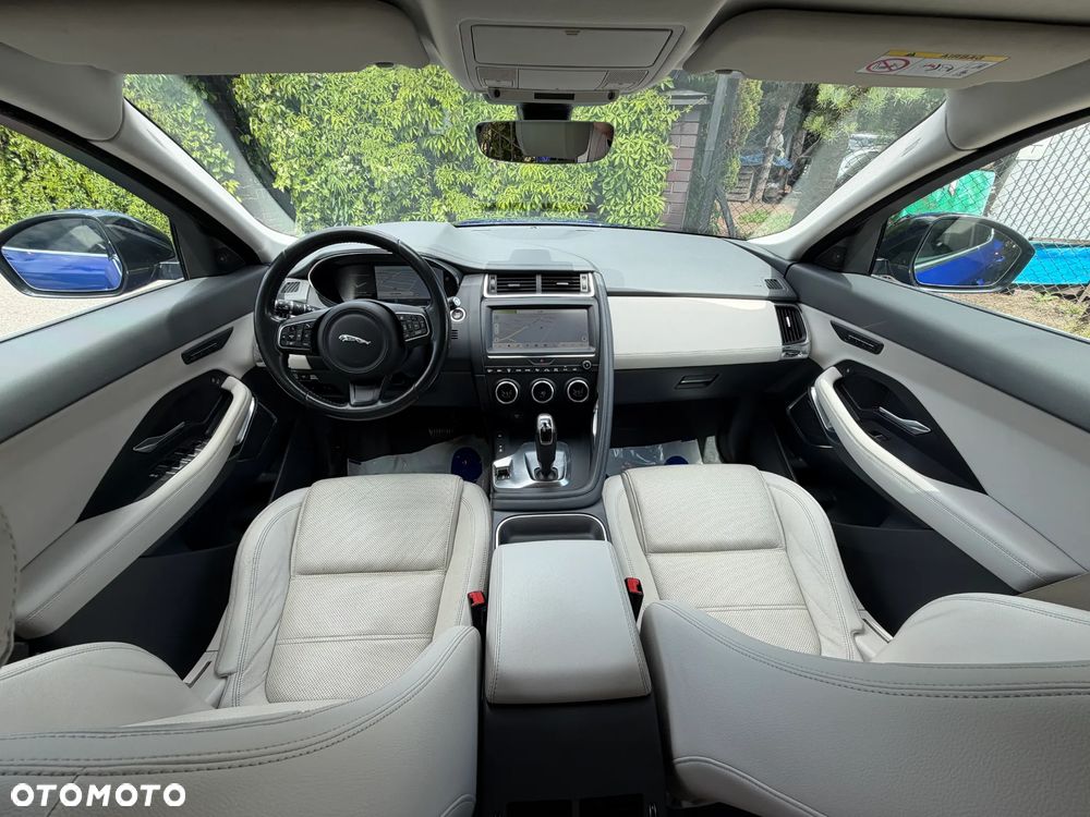 Jaguar E-Pace 2.0 i4P AWD SE - 7